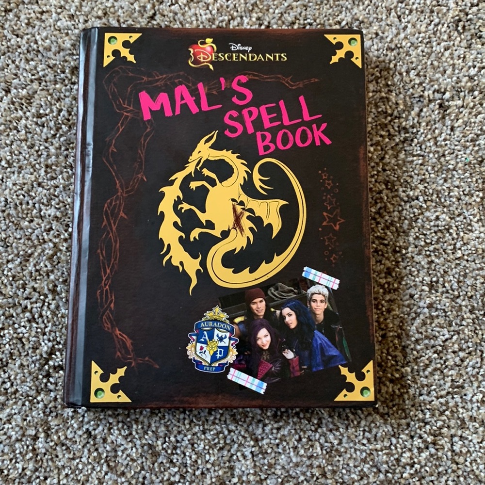 Descendants Mal spell book
